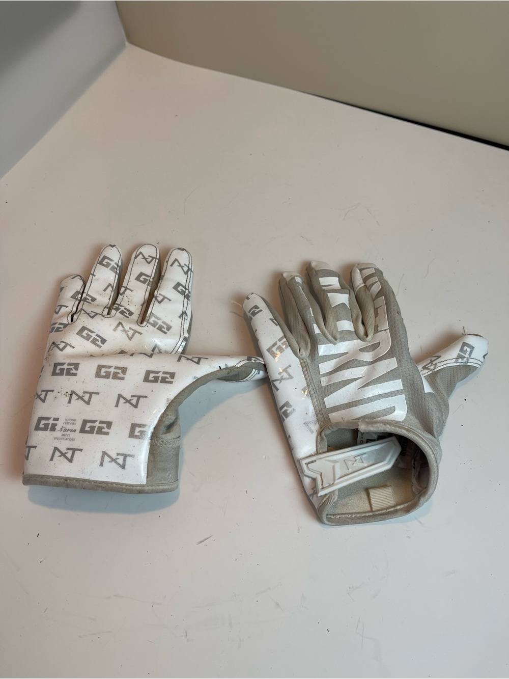 NXTRND G2 Pro Football Receiver Gloves White Silver Performance Athletic Gear XL